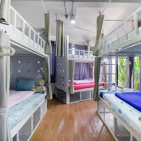 Hostel@Seatzstation